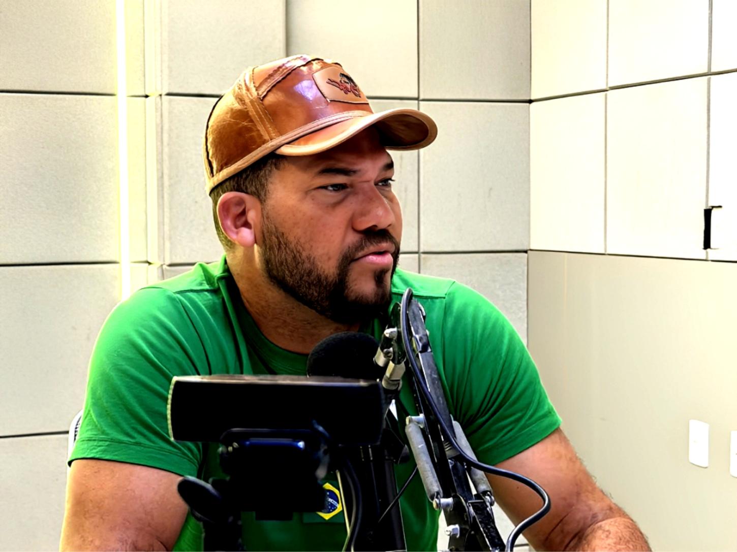 Abimael Santos: Andar de cabeça erguida pelos quatro cantos do estado